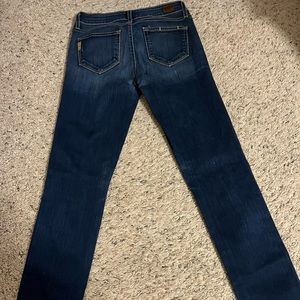 Paige Skyline Skinny Jeans. Size: 26. Excellent condition.